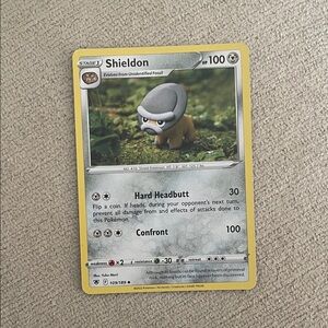 Shieldon Pokémon Card